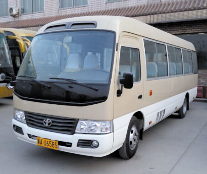 大巴汽車(chē)租賃告